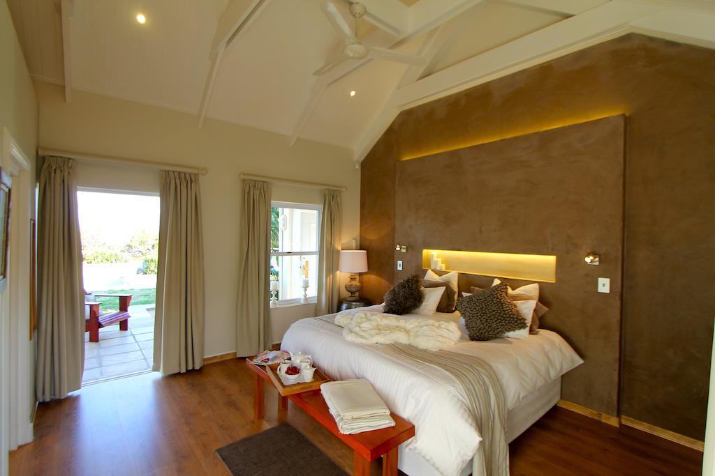 Explorer Guesthouse Somerset West Room photo